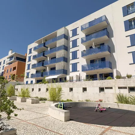 Apartment Flh - Restelo Spacious Duplex With View