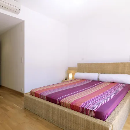 Apartment Flh - Restelo Spacious Duplex With View *